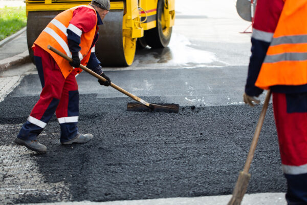 Worried About Disruptions? How Palm Beach Asphalt Paving Contractors Keep Your Project on Track