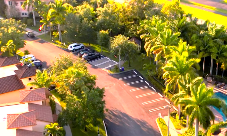 hoa parking lot asphalt paving