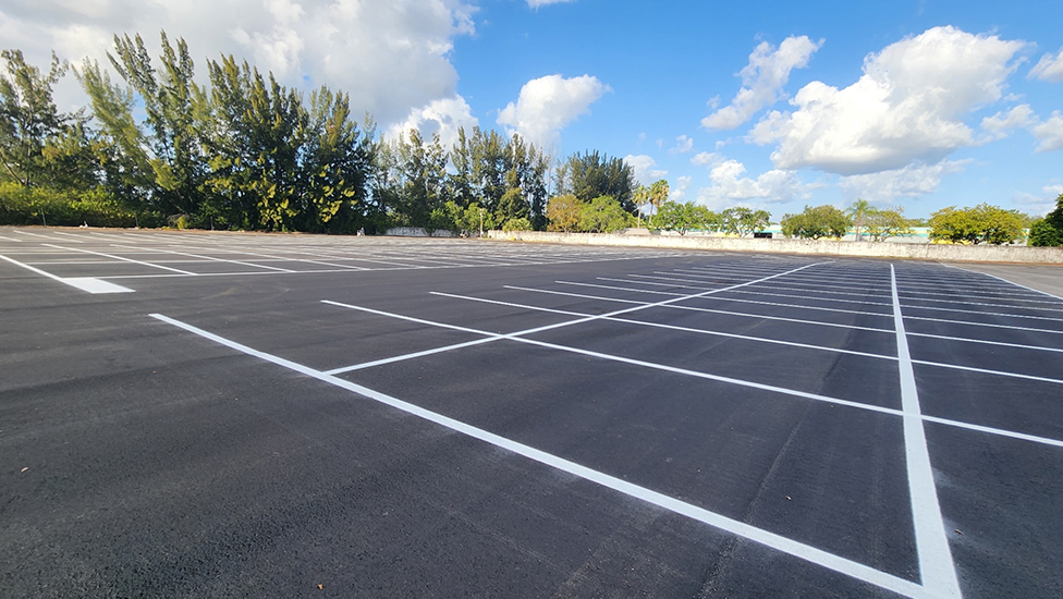 parking lot paving and striping